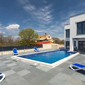  Villa Gloriette Kroatien