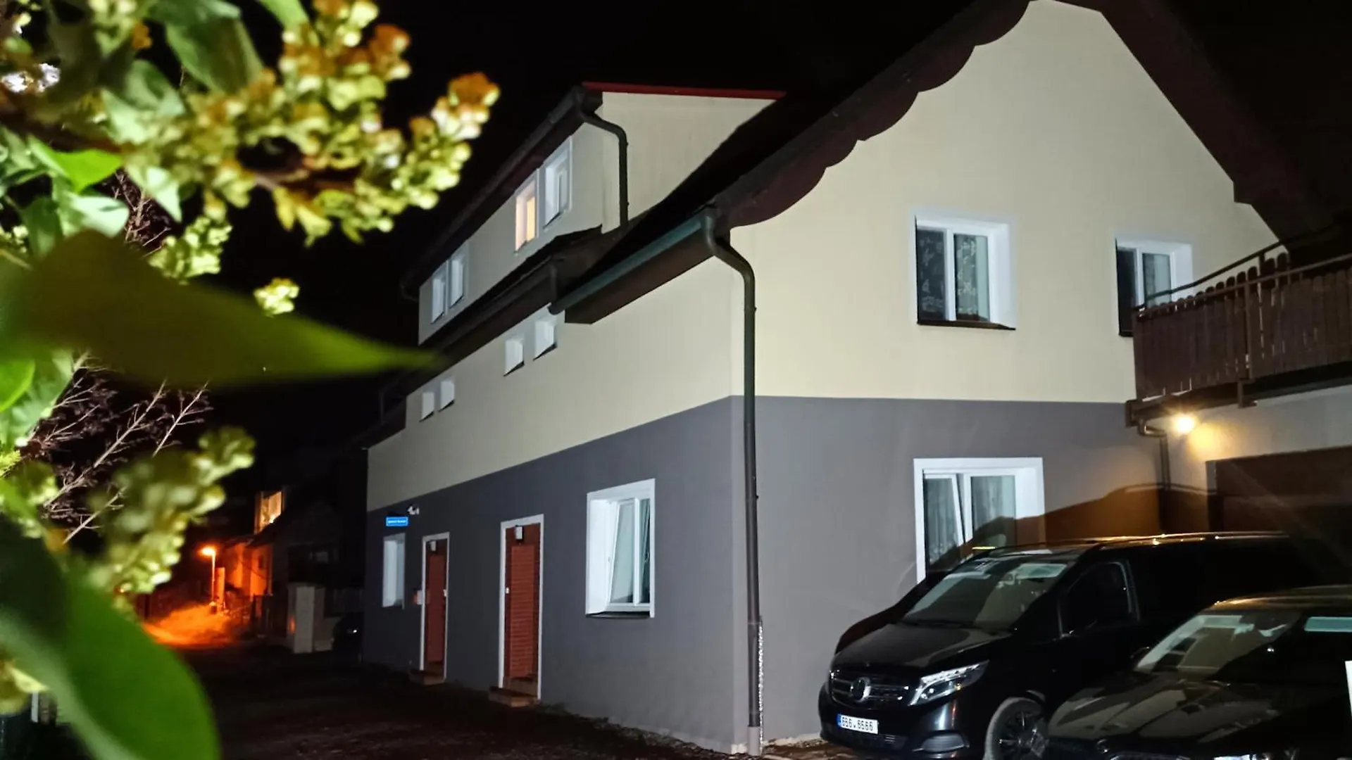 Guest House Prague Airport Ubytování v soukromí